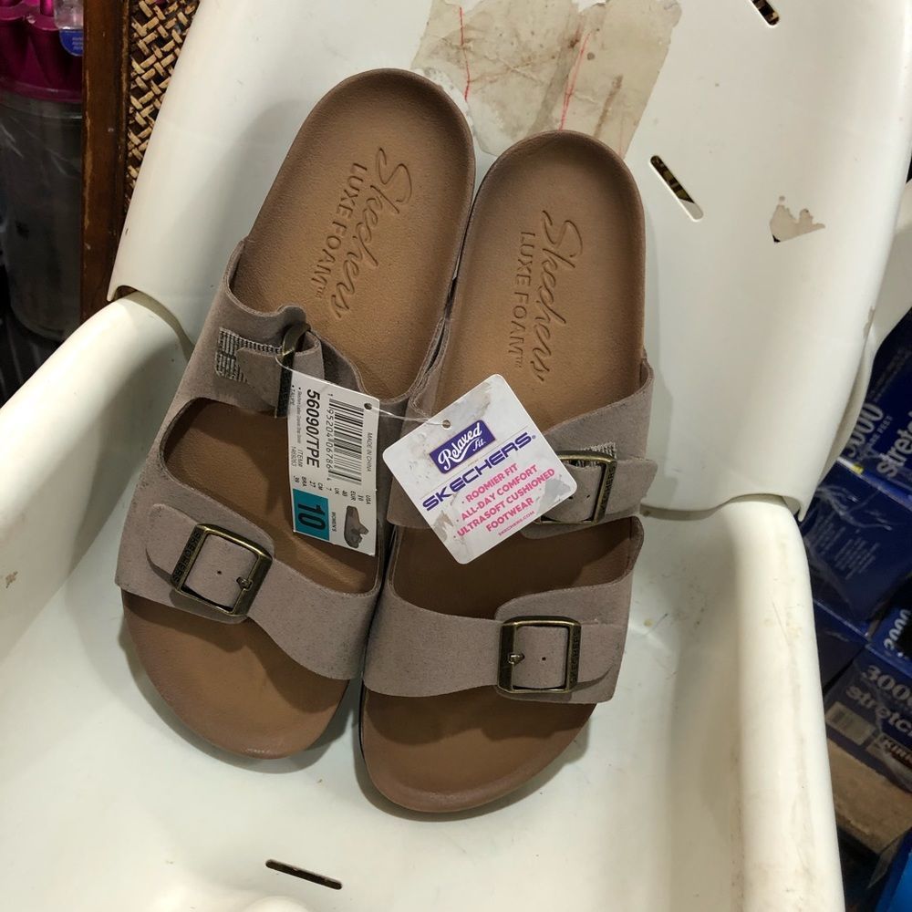 Skechers ladies size 10 in brown - Picture 1 of 3